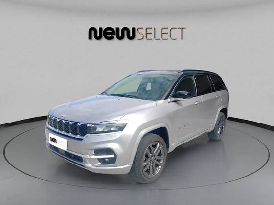 JEEP COMMANDER 2.2 TURBO DIESEL OVERLAND AT9 JEEP COMMANDER 2.2 TURBO DIESEL OVERLAND AT9
